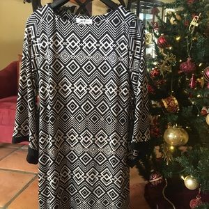 Soho Long sleeve medium length dress